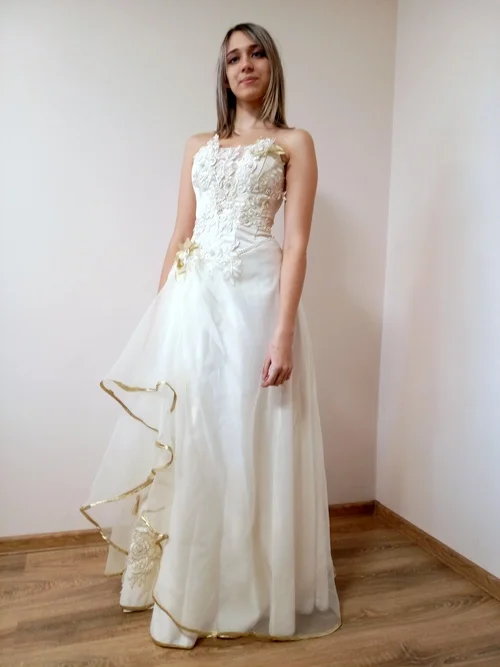 Весільне плаття Laura
